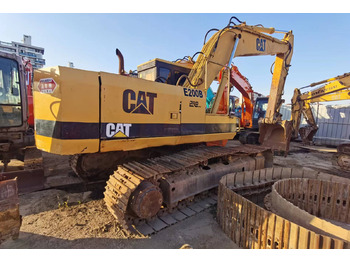 حفارات زحافة CATERPILLAR E200B