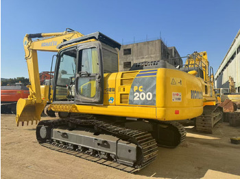 حفارات زحافة KOMATSU PC200-8