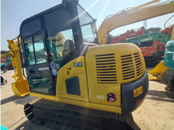 حفارة مصغرة KOMATSU PC60-8: صور 5
