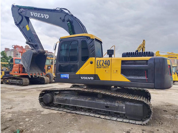 حفارات زحافة VOLVO EC240