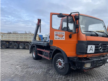 شاحنات قابلة للفك شاحنة MERCEDES-BENZ SK 1824