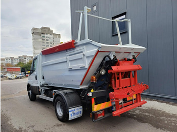 الشاحنات الصغيرة IVECO 65C15: صور 5