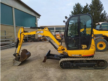 حفارة مصغرة JCB 8030 ZTS: صور 2