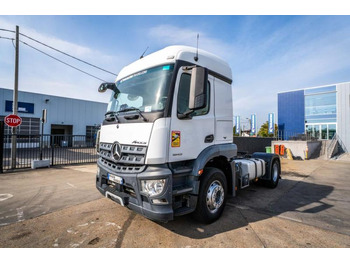 شاحنة جرار MERCEDES-BENZ Actros 1843