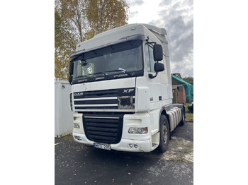 شاحنة جرار DAF XF 105 460