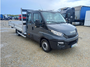 الشاحنات الصغيرة كابينة مزدوجة IVECO Daily