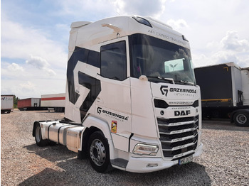 شاحنة جرار DAF XG 480