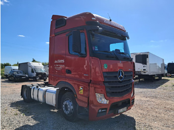 شاحنة جرار MERCEDES-BENZ Actros