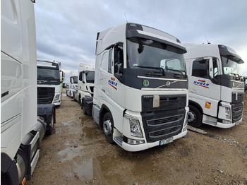 شاحنة جرار VOLVO FH 460