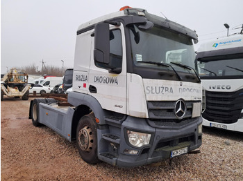 شاحنة MERCEDES-BENZ Actros