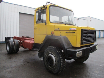 الشاسيه شاحنة Iveco Magirus 170D 15, 4x4, V6 , Manual , Spring Susp.: صور 4