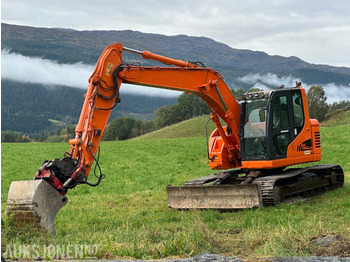 حفارة DOOSAN DX140