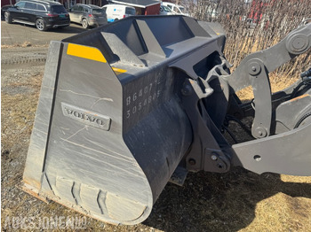 اللودر بعجل 2024 Volvo L70H2 HJULLASTER MED SKUFFE, SETRALSMØRING, VEKT +++KUN 400 TIMER: صور 4