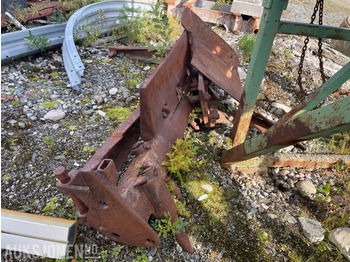 الآلات والماكينات الزراعية