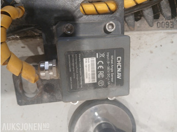 الآلات والماكينات الزراعية CHCNAV NX510 GPS autostyringssett Komplett og klart til bruk: صور 5