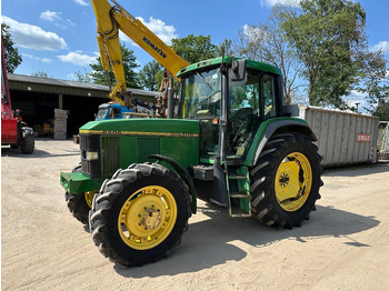 جرار JOHN DEERE