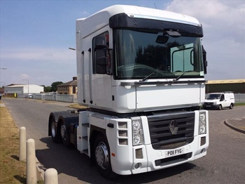 شاحنة جرار RENAULT Magnum