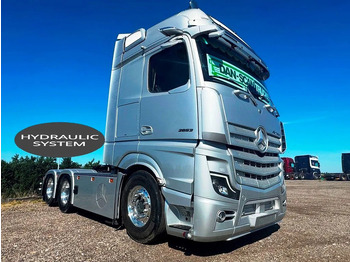 شاحنة جرار Mercedes-Benz Actros 2653 Special Interior. 6x2 3250mm weelbase. Air / Air suspension. hydr. syatem. Invertor. Micro wave.: صور 2