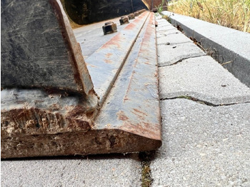 بكت JCB LSB SCHWERGUTSCHAUFEL JCB Q-FIT: صور 3 بكت JCB LSB SCHWERGUTSCHAUFEL JCB Q-FIT: صور 3