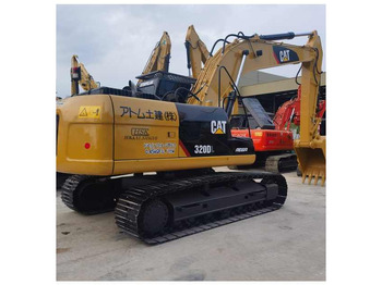 حفارات زحافة CATERPILLAR 320D2
