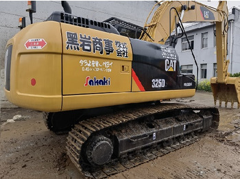 حفارات زحافة CATERPILLAR 325D