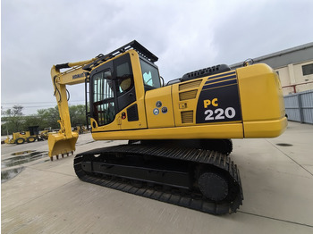 حفارات زحافة KOMATSU PC220-8