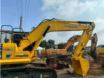 Komatsu PC200-7 excavator إيجار Komatsu PC200-7 excavator: صور 5 Komatsu PC200-7 excavator إيجار Komatsu PC200-7 excavator: صور 5