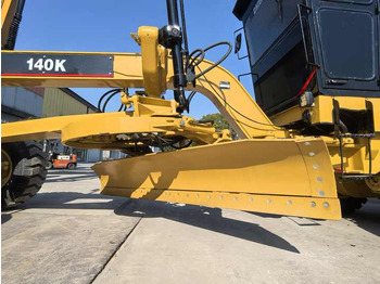 آلة تسوية الأرض Original cat 140H 140G 140K motor grader used Caterpillar 140k grader machine used for sale: صور 5