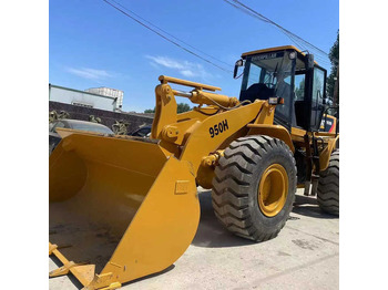 اللودر بعجل CATERPILLAR 950GC