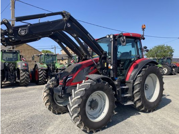 جرار VALTRA