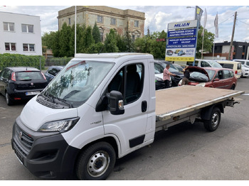 الشاحنات الصغيرة المسطحة FIAT Ducato 2.3