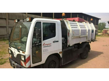شاحنة القمامة UNIMOG