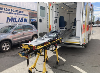 سيارة إسعاف MERCEDES-BENZ Sprinter 519