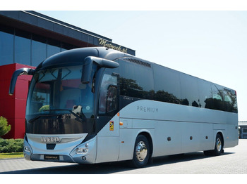 باص النقل بين المدن IVECO Magelys
