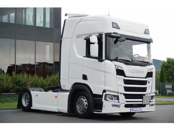 شاحنة جرار SCANIA R 450