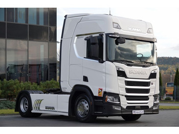 شاحنة جرار SCANIA R 450