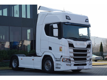 شاحنة جرار SCANIA R 450
