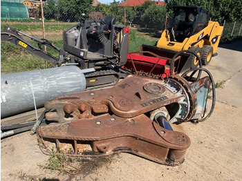 ماكينة القص الهيدروليكي