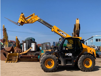 رافعة تلسكوبية JCB 531-70: صور 2
