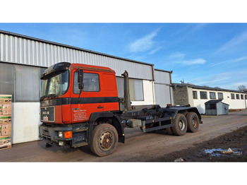 شاحنة ذات الخطاف MAN 26.272 K Abroller Blatt/Blatt 6x4: صور 4 شاحنة ذات الخطاف MAN 26.272 K Abroller Blatt/Blatt 6x4: صور 4