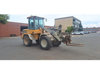 اللودر بعجل VOLVO L30G