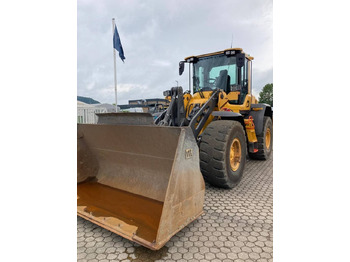اللودر بعجل VOLVO L70H