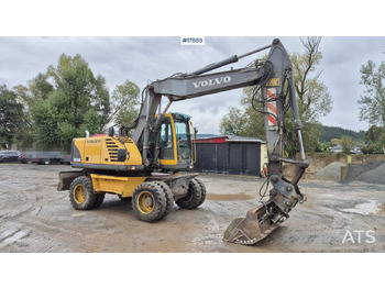 حفارة على عجلات VOLVO EW160B