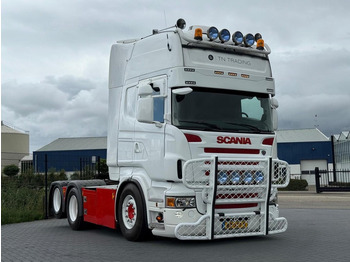 شاحنة جرار SCANIA R 560