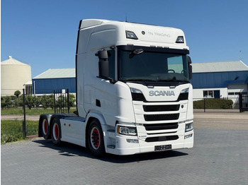 شاحنة جرار SCANIA R 500