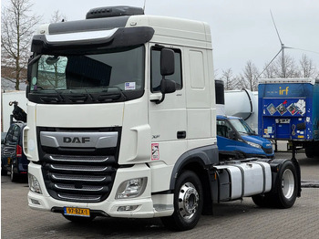 شاحنة جرار DAF XF 450