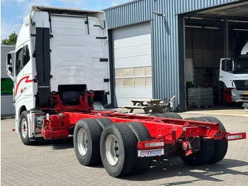 الشاسيه شاحنة Volvo FH 16.750 6x4 Globe XL Chassis Retarder 4.30 Wb Full Air: صور 4 الشاسيه شاحنة Volvo FH 16.750 6x4 Globe XL Chassis Retarder 4.30 Wb Full Air: صور 4