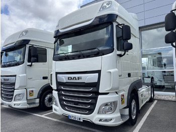 شاحنة جرار DAF XF 480