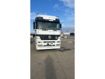 شاحنة جرار MERCEDES-BENZ Actros 1843