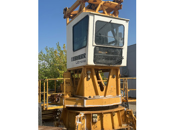 رافعة برجية LIEBHERR